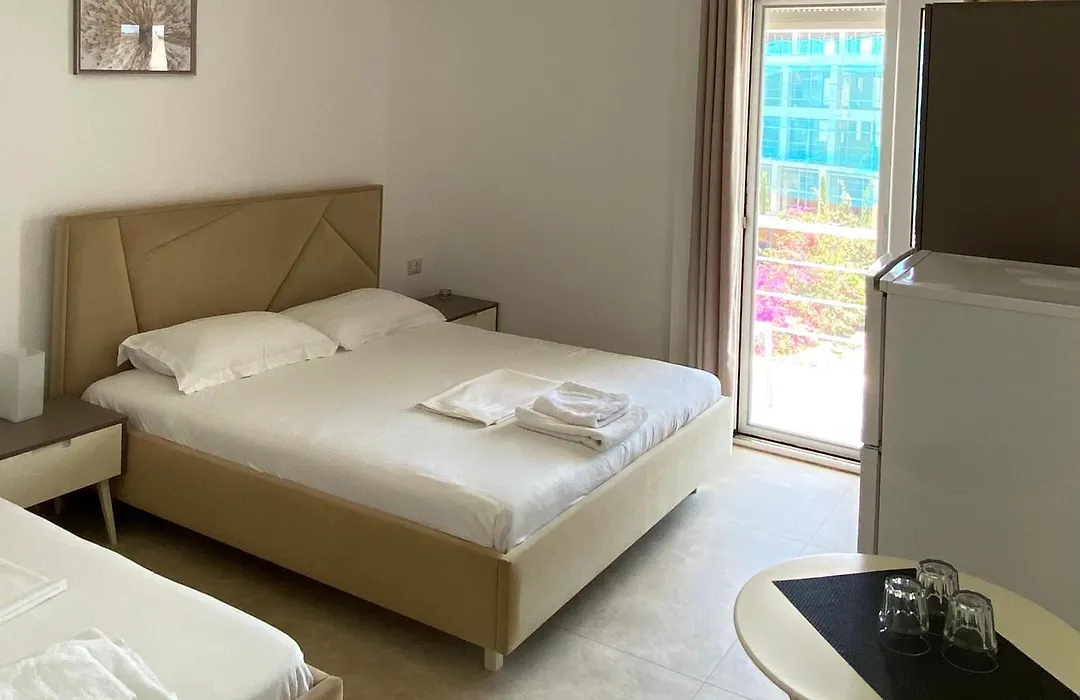 Guest House Plazhi Dhermi-1